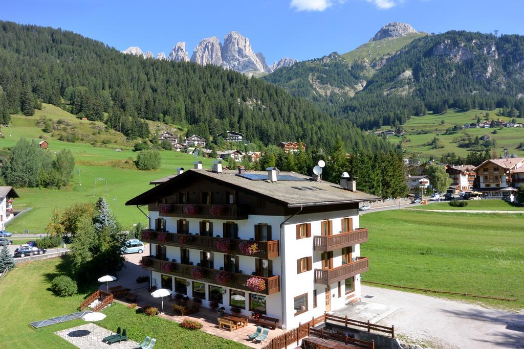 Cesa Edelweiss Living & Spa Campitello di Fassa Eksteriør bilde